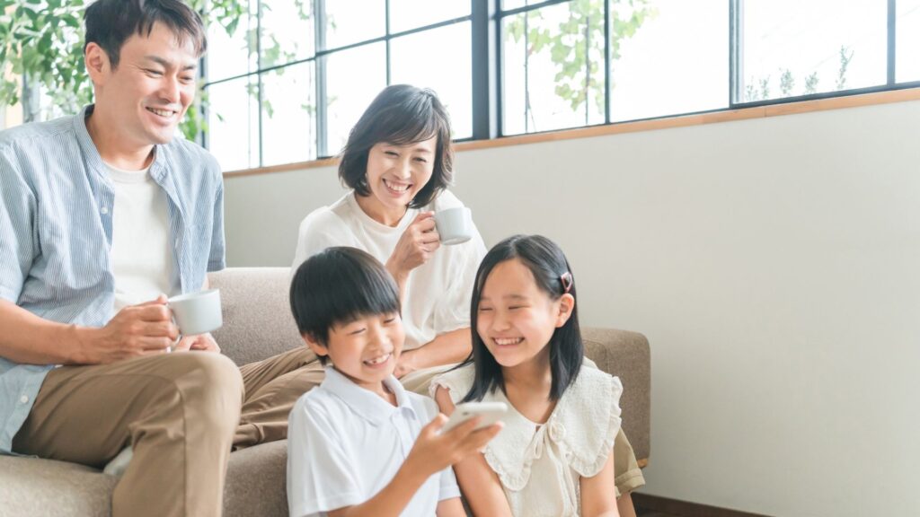 家族　笑顔