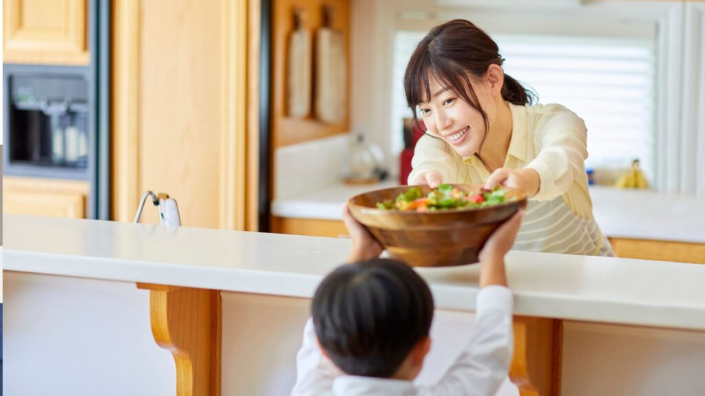 親子　家事　キッチン