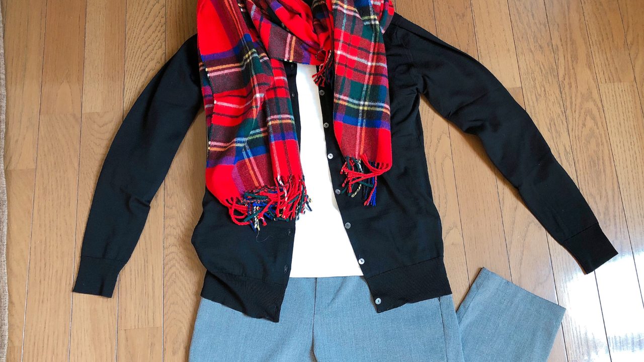 ファッショントレンド 50 ミニマリスト 服 女性 冬