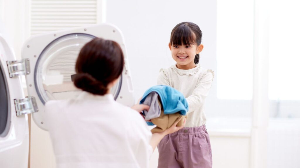 子ども　洗濯　お手伝い