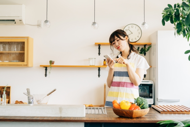 女性　悩む